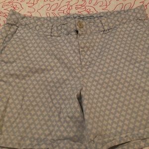 GAP Girlfriend 6 inch Shorts